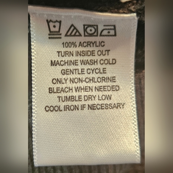 Dockers Classic Men's 3/4 Zip Pullover Sweater (NWOT) - Picture 7 of 8